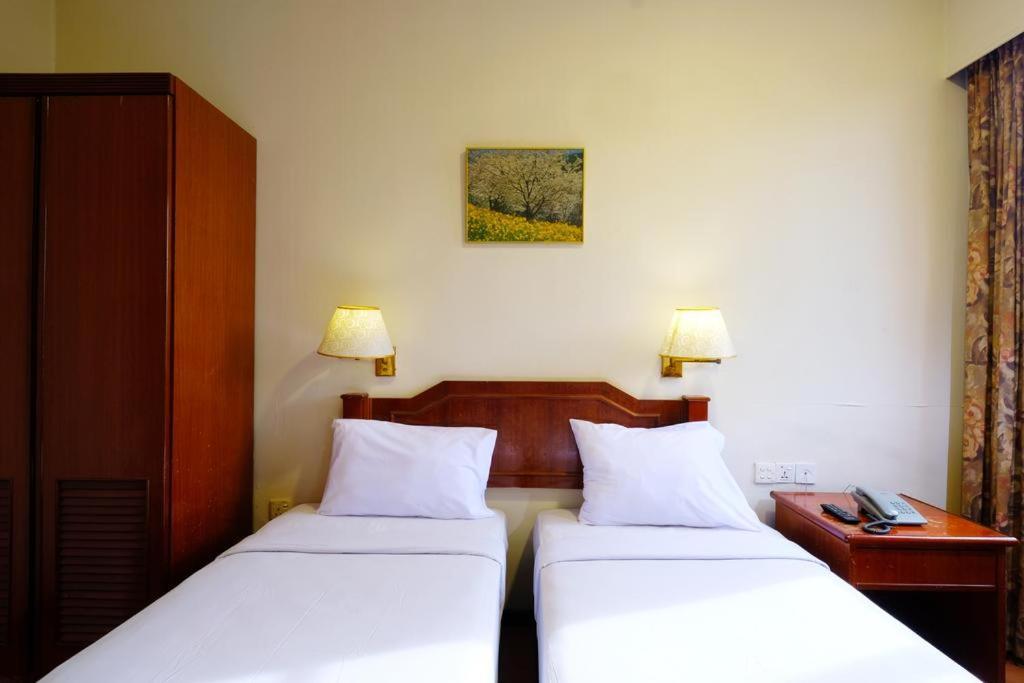 White Sand Hotell Ájos Górdios Eksteriør bilde